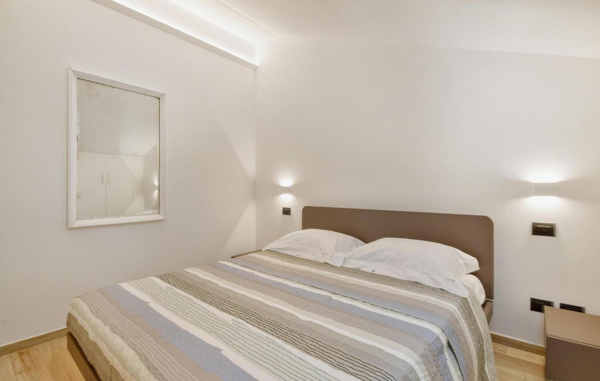 Beautiful Apartment In Moneglia With Kitchen Esterno foto